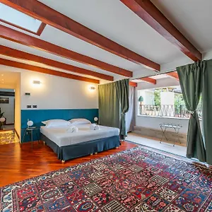 Appartement De Amicis' Nest - Center, Milan